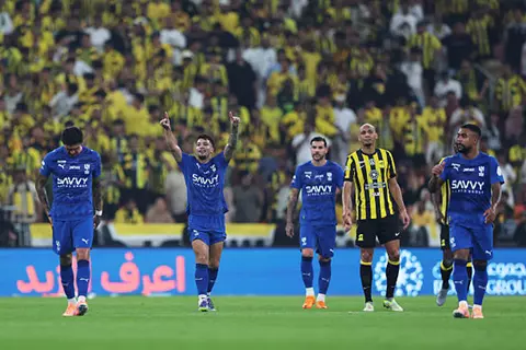 الهلال يعمق جراح الاتحاد ويشعل صراع القمة في الدوري السعودي